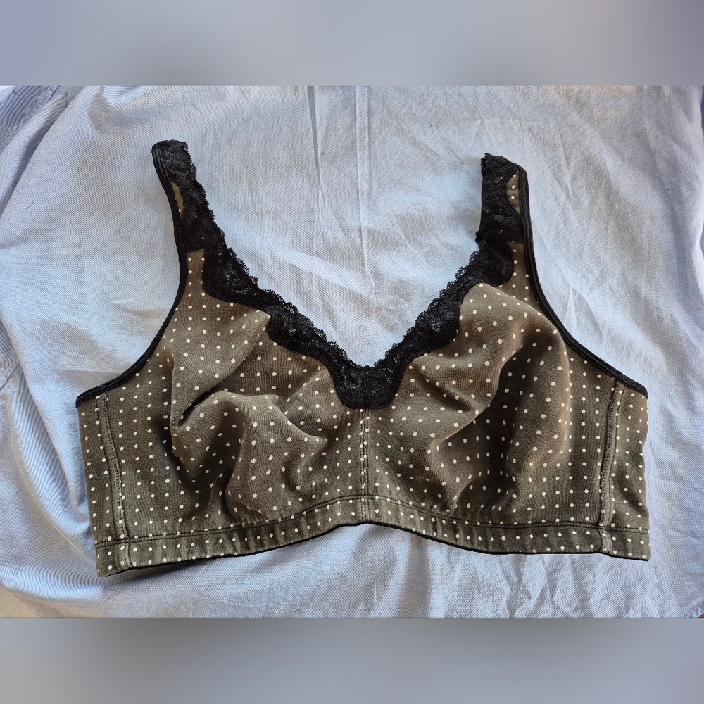 Voglio Cotton Wireless Bra Green With Polka Dots Size 44D